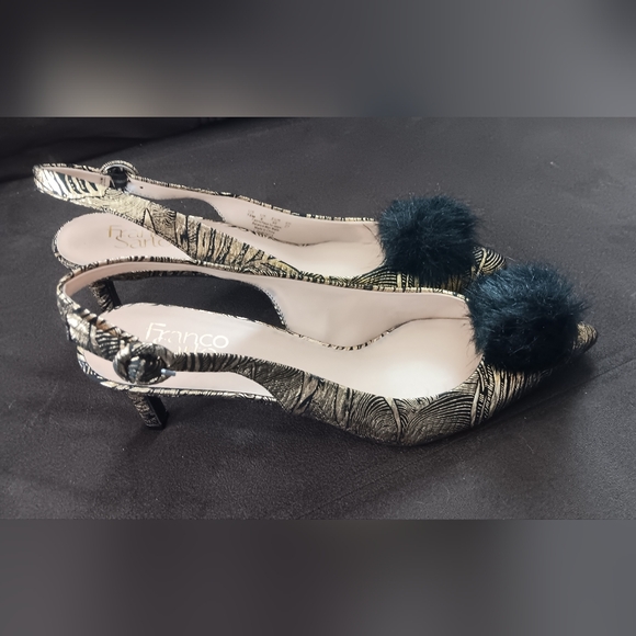 Franko Sarto brand new condition gold & black slingback heels size 10 - Picture 1 of 5
